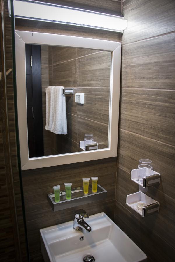 London Bridge Hotel Амман Екстер'єр фото